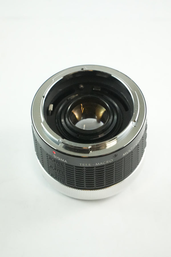 Pre-Owned Sigma Teleconverter 2x for Canon FD with Caps 84662 (Second Hand)
