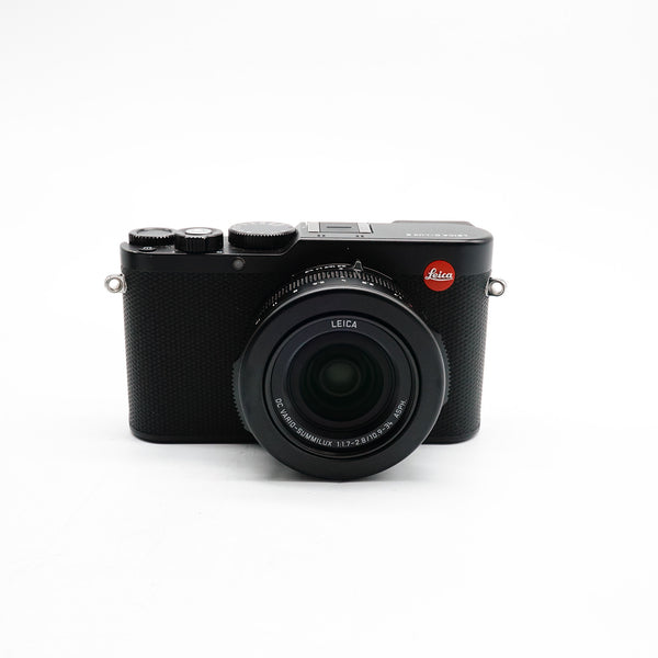 Pre Owned Leica D-Lux 8 Digital Compact Camera In Box SN: 5918570