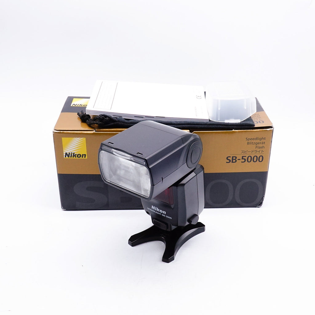 Pre Owned Nikon SB-5000 Speedlite Flash in Box SN: 2155038