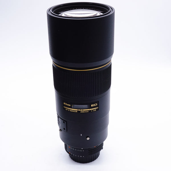 Pre Owned AF-S Nikkor 300mm f4 IF-ED W/ Case, Caps & Hood SN: 335644