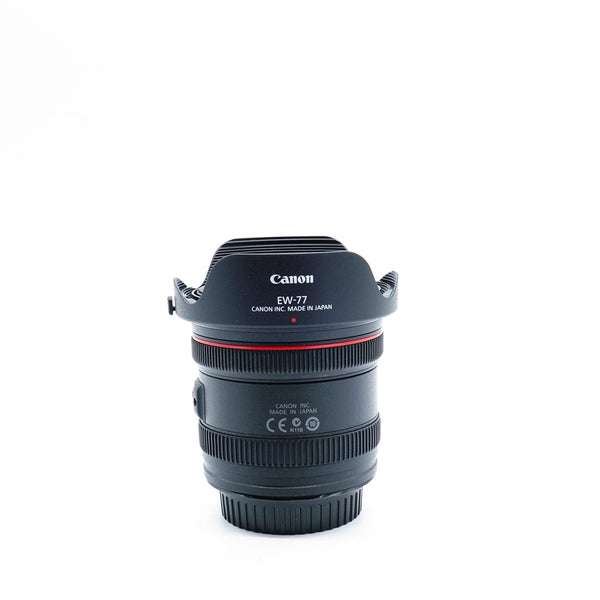 Pre Owned Canon EF 8-15 f4L USM Fisheye W/ Hood, Caps, Pouch SN: 8100003853