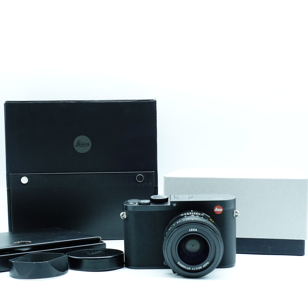 Leica Q (Typ 116) Black Digital Compact Camera w/box & accs Second Hand