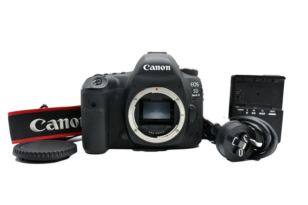 Pre-Owned Canon EOS 5D Mark III Digital SLR W/ 2x Batt, Charger SN: 04023000092