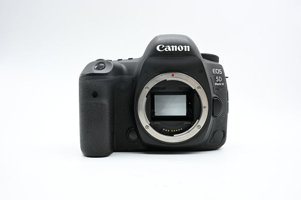 Pre-Owned Canon EOS 5D Mark III Digital SLR W/ 2x Batt, Charger SN: 04023000092