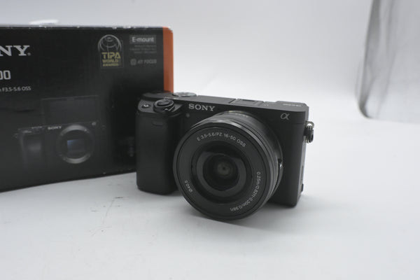 Pre Owned Sony A6400 Body w/16-50mm f3.5-5.6 Lens and Box SN: 4629521 / 6478175C