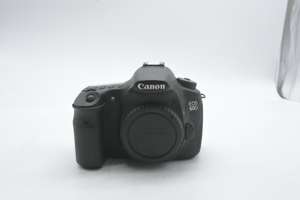 Pre Owned Canon EOS 60D Digital SLR, W/ Body Cap, Charger SN: 0330111655