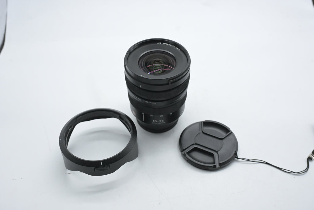 Pre Owned Panasonic Lumix S Pro 16-35mm f4 Lens W/ F&R Cap Hood SN: JJ9LA101595