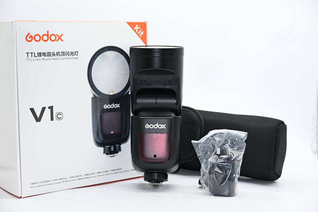 Godox V1c Speedlight Flash for Canon Mint in box as new SN: 23E00027915