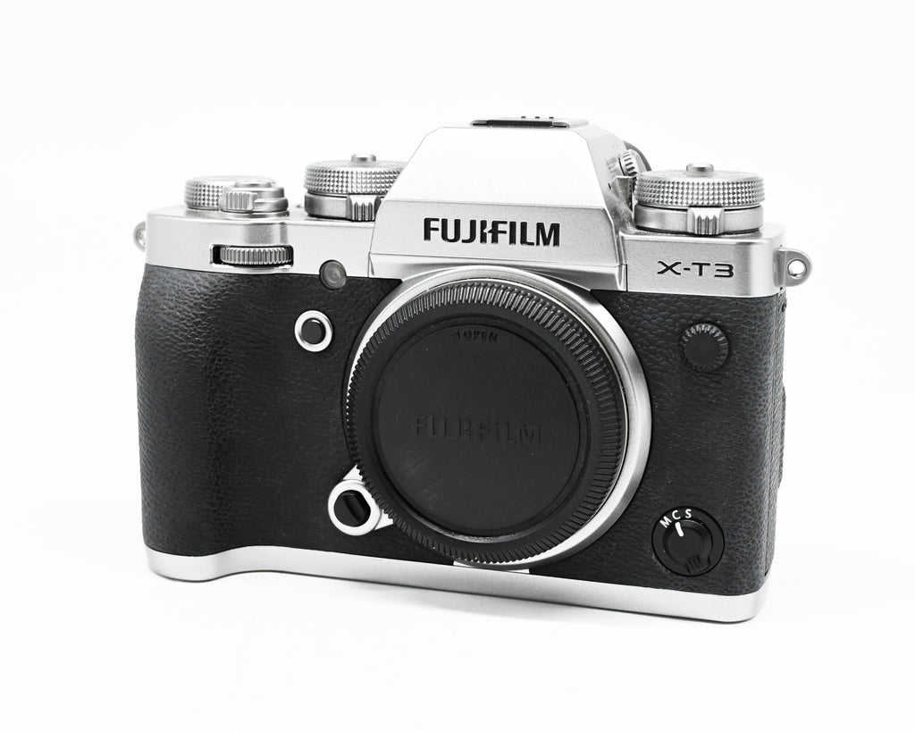 FUJIFILM X-T3 Silver Mirrorless Digital Camera w/Battery & Charger 7DQ18615 (Second Hand)