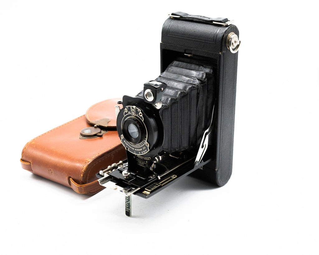 Kodak No. 1A Pocket Shutter Works w/Leather Case (No Warranty) 189195 (Second Hand)