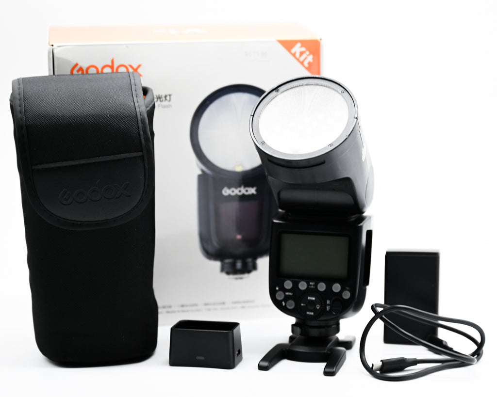 Pre-Owned Godox V1-N for Nikon w/Box Battery Case & Charger 20F00112569