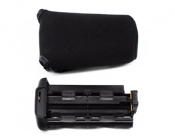 Nikon MS-D11 AA Battery Holder For MB-D11 Grip Mint W/Case (Second Hand)