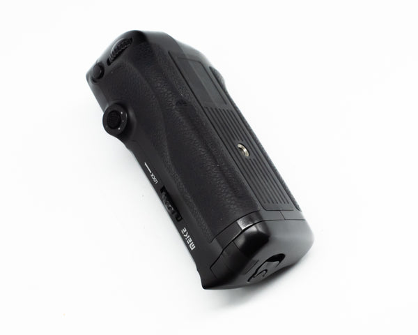 Meike Grip for D850 with EN-EL15 Tray + AA Battery Tray 2071G010961 (Second Hand)