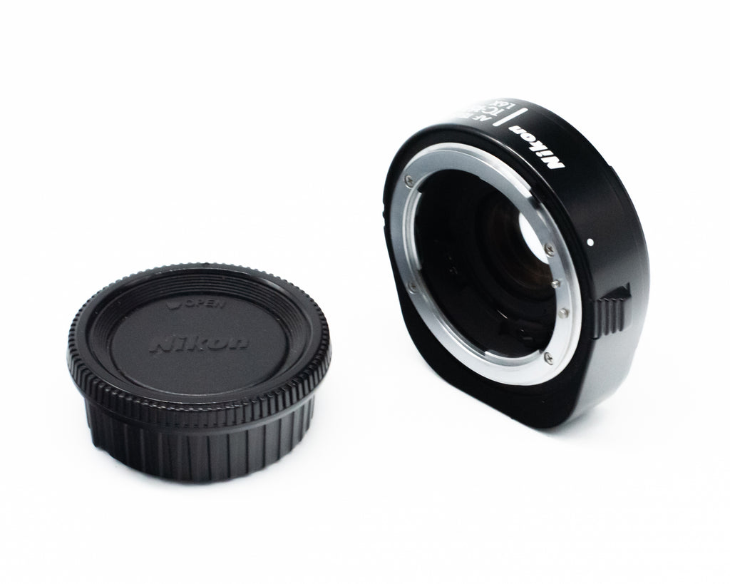 Nikon AF TC-16A Teleconverter with Caps Caps 290742 (Second