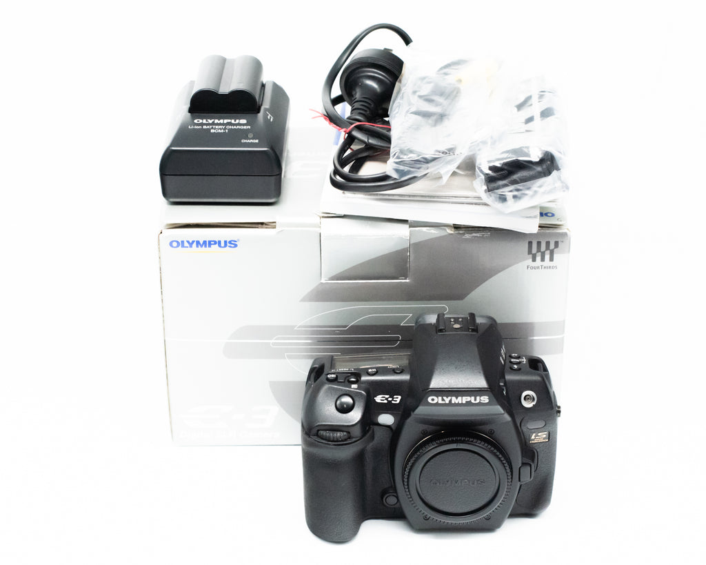 Olympus E-3 Digital SLR Camera (4/3) with Box Manual Charger & Battery (Second Hand)
