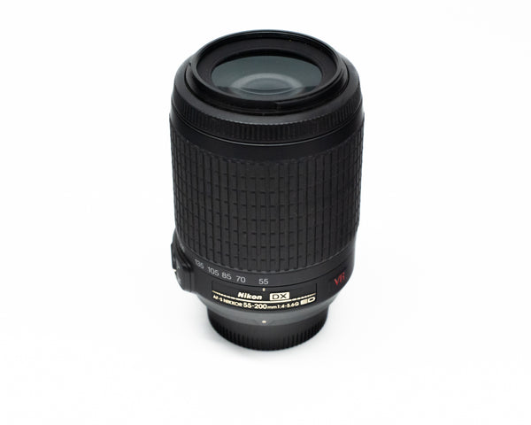 Nikon AF-S DX NIKKOR 55-200mm f/4-5.6G ED VR Lens with Caps 634653 (Second Hand)