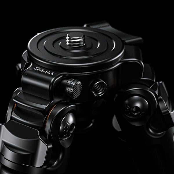 Leofoto LG-324C Black 4 Section Water Resistant Carbon Fibre Tripod with LH-40R Ball Head