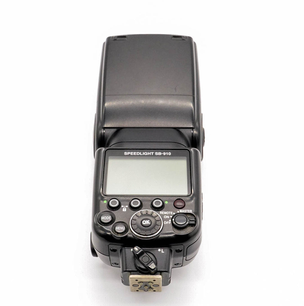 Pre-Owned Nikon SB-910 Speedlite Boxed as New SN: 2270237