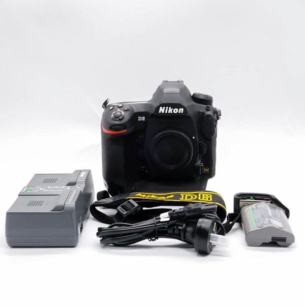 Pre-Owned Nikon D6 SLR Body Boxed as New SN: 7420002