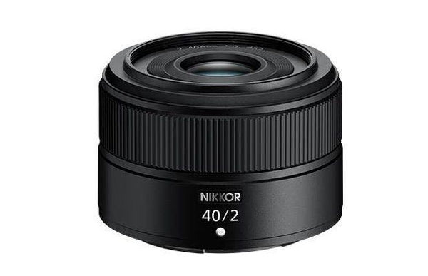 Nikon NIKKOR Z 40mm f/2 Lens & SB-700 Speedlight Flash Portrait Kit